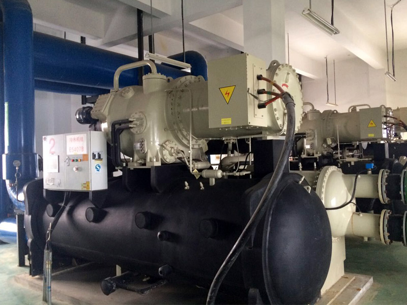 新宇藥業(yè)離心式冷水機(jī)組項目